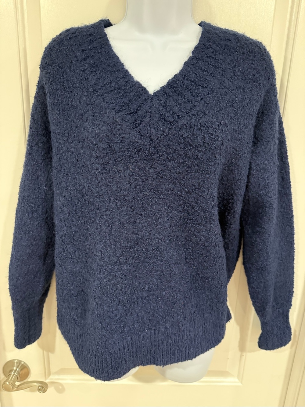 aerie Navy V-Neck Fuzzy Pullover Sweater